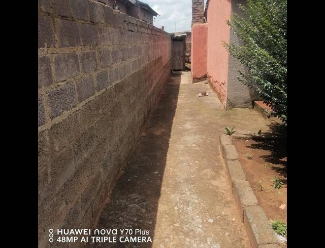 4 BEDROOM HOUSE FOR SALE IN TEMBISA CENTRAL